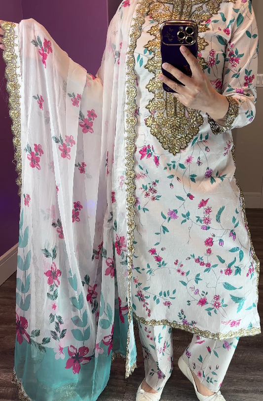 Iznik Inspired Lawn Off-White 3-Piece Suit