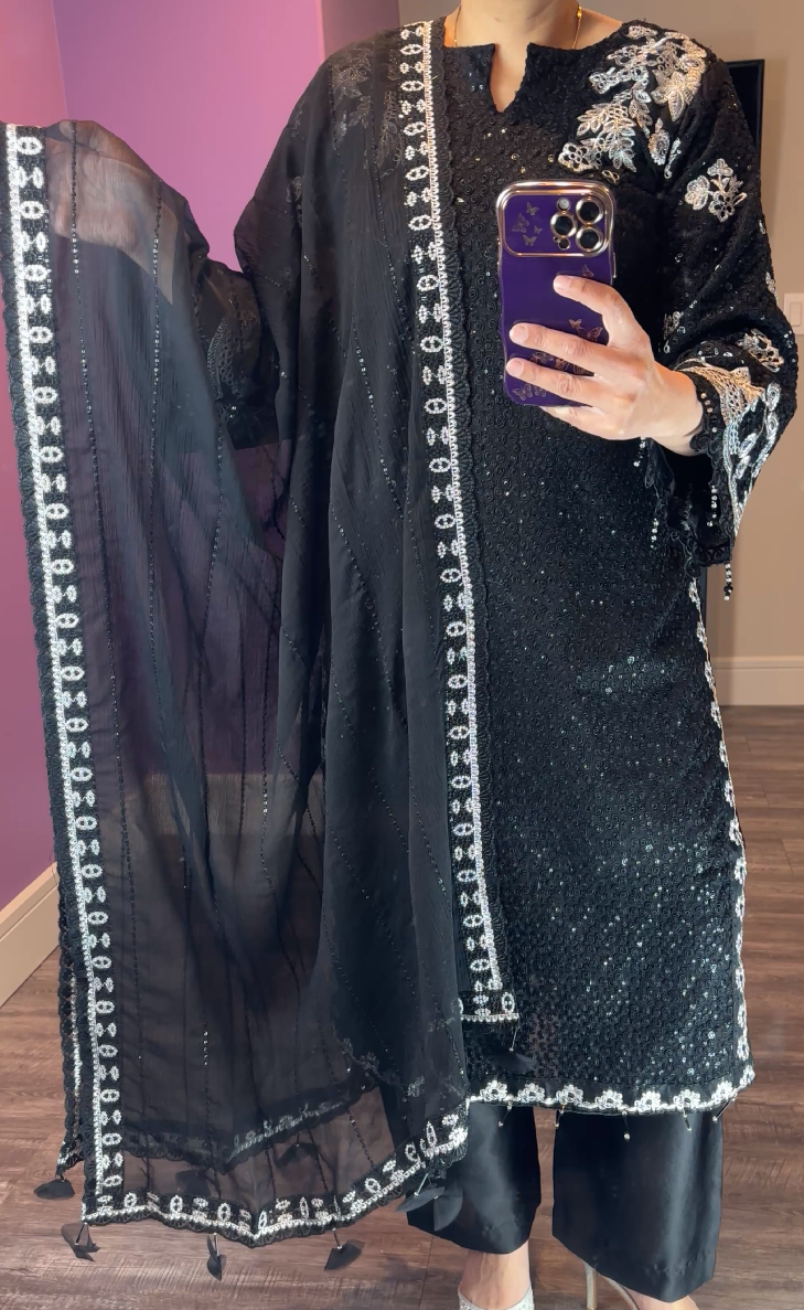 Suffuse Inspired Chiffon Black 3-Piece Suite